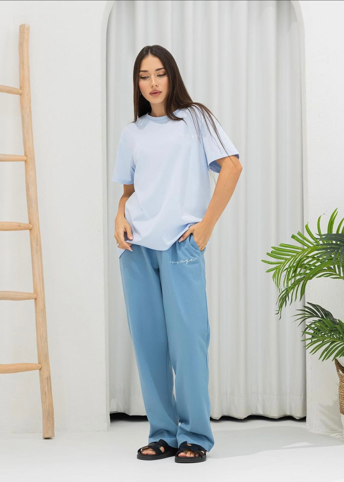 Baby blue t-shirt set & sweatpants set